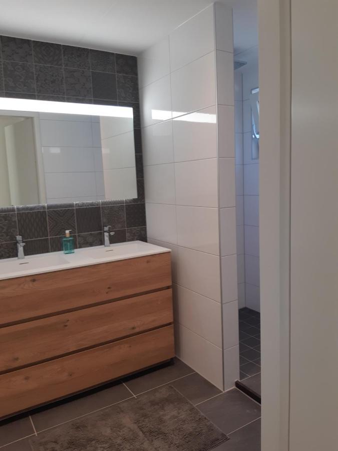 Nieuwe Beachbungalow Aan Ijsselmeer 39 24 Four Seasons 莱米尔 外观 照片