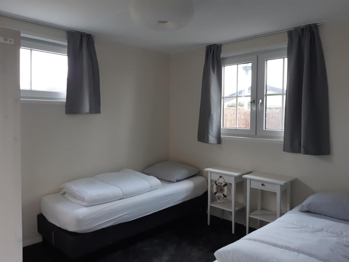 Nieuwe Beachbungalow Aan Ijsselmeer 39 24 Four Seasons 莱米尔 外观 照片