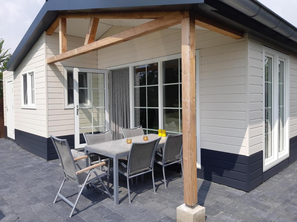 Nieuwe Beachbungalow Aan Ijsselmeer 39 24 Four Seasons 莱米尔 外观 照片