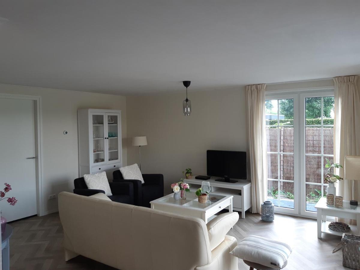 Nieuwe Beachbungalow Aan Ijsselmeer 39 24 Four Seasons 莱米尔 外观 照片