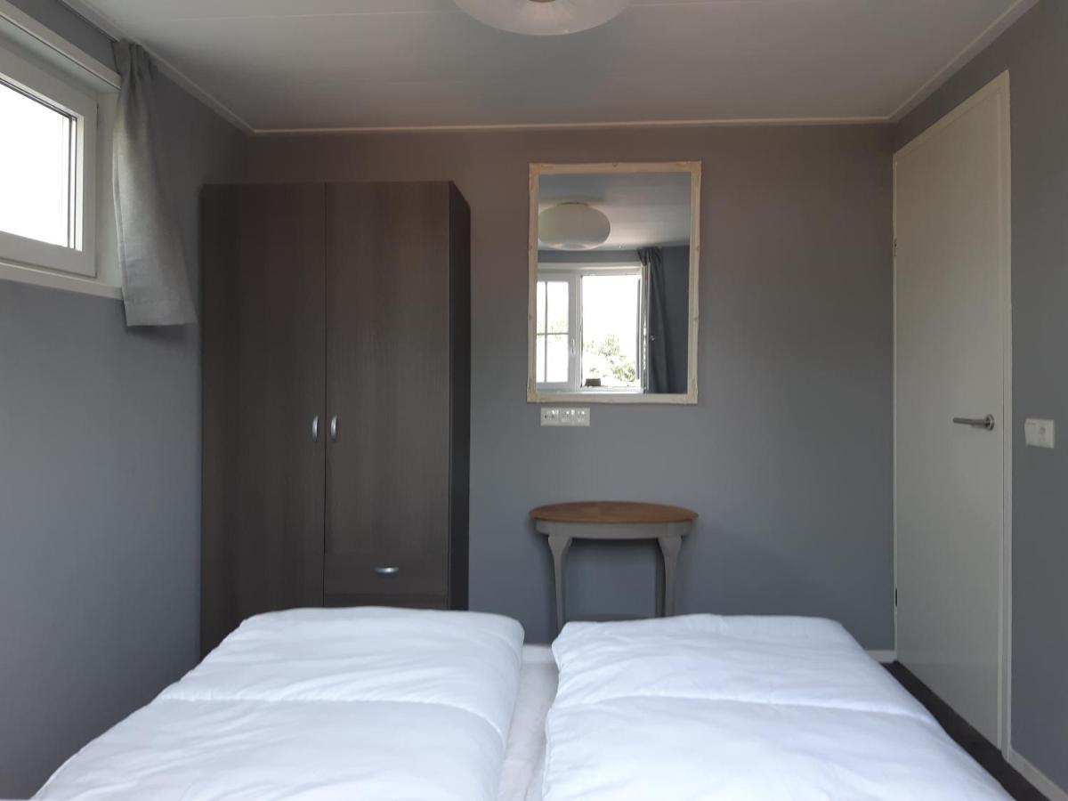 Nieuwe Beachbungalow Aan Ijsselmeer 39 24 Four Seasons 莱米尔 外观 照片